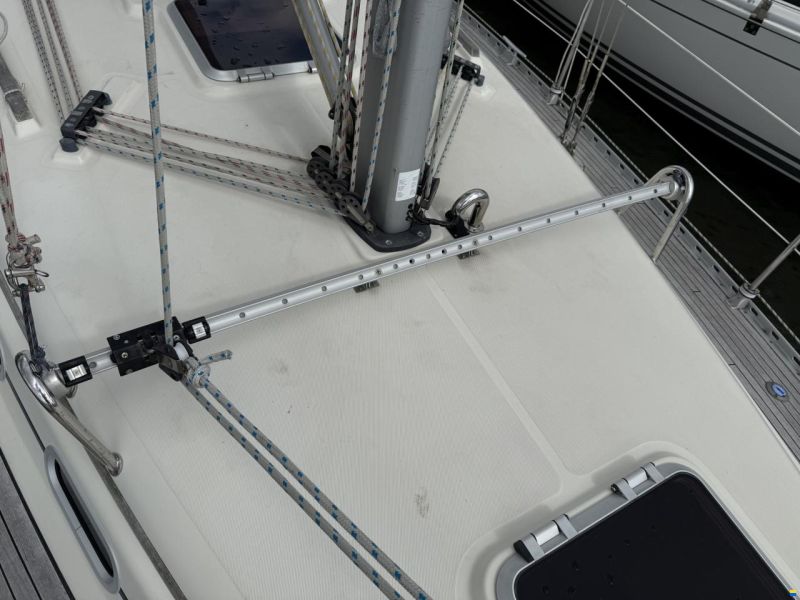 Hanse 371