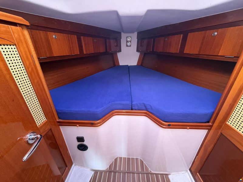 Hanse 371