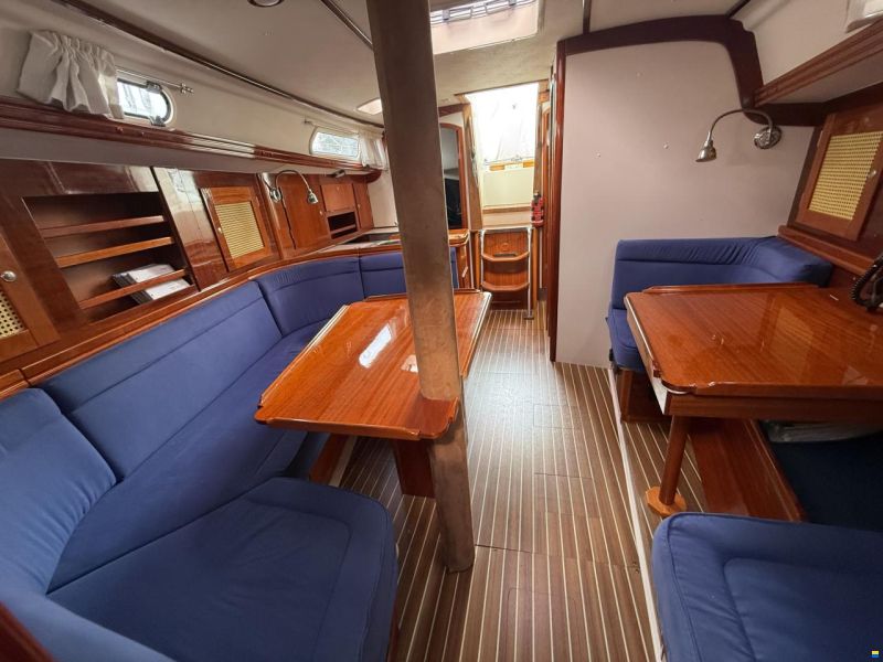 Hanse 371