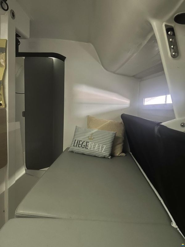 Beneteau First 27 SE