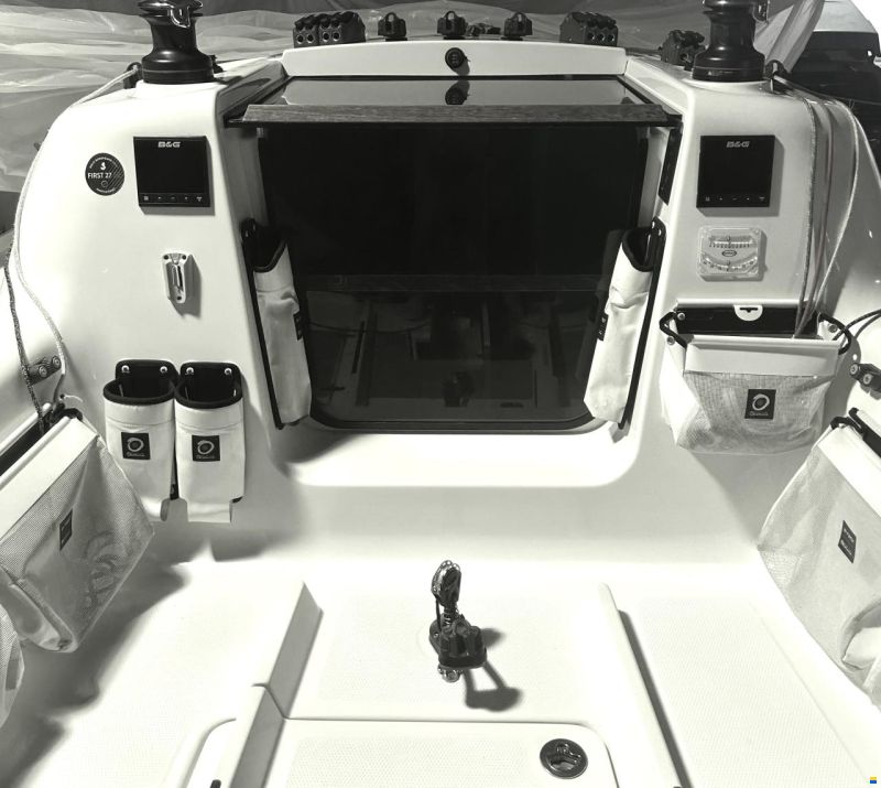 Beneteau First 27 SE