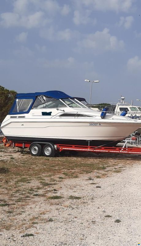 Sea Ray 240DA