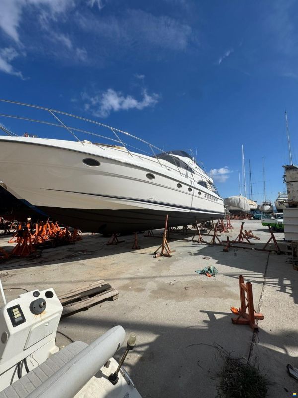 Fairline Squadron 55