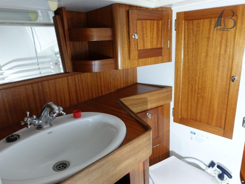 Van de Stadt Helena 38