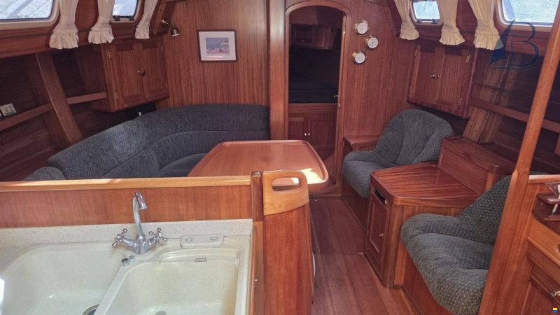 Van de Stadt Helena 38