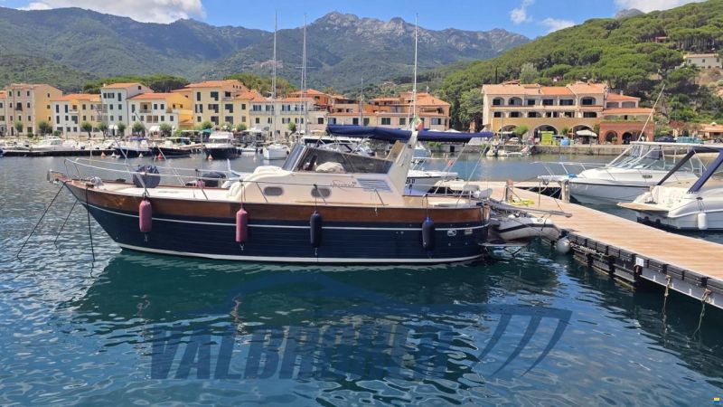 Apreamare Aprea 10 Semi Cabin