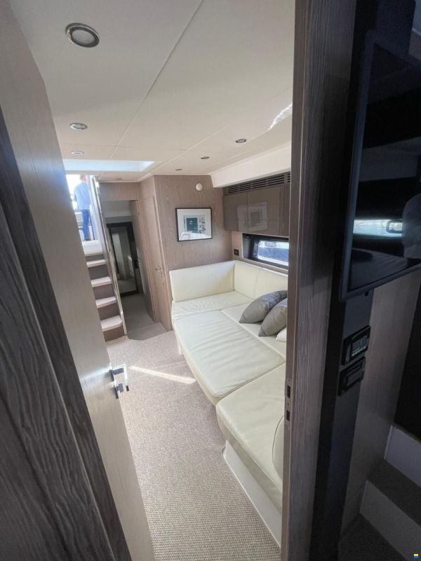 Azimut Atlantis 45