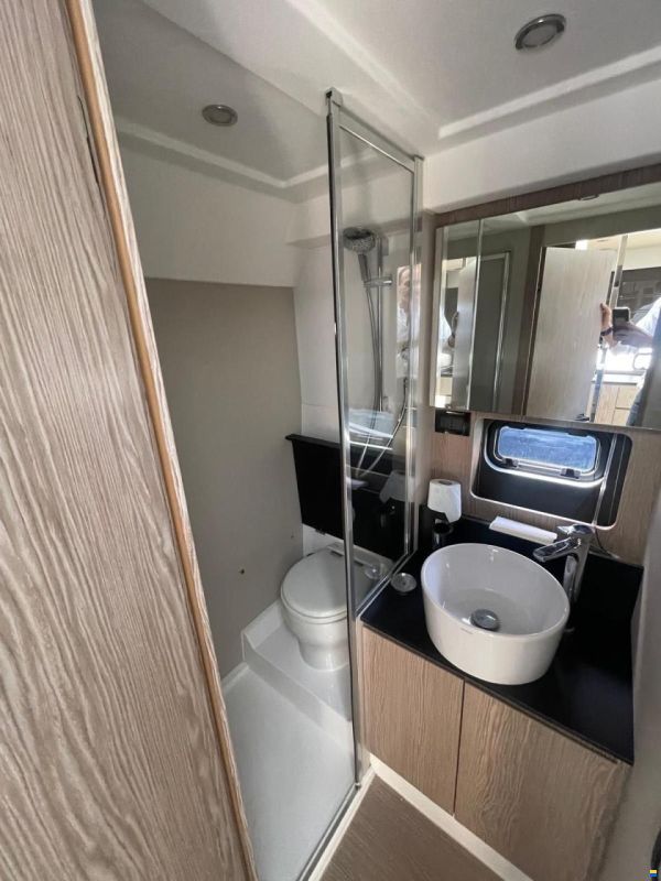 Azimut Atlantis 45