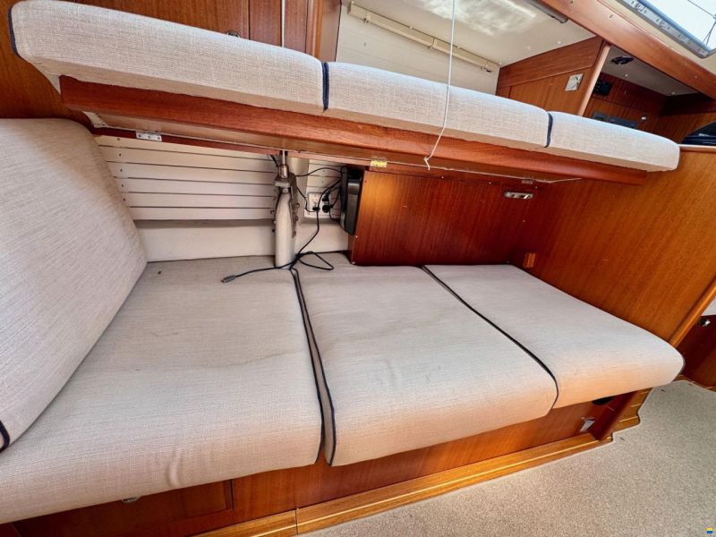 Hallberg-Rassy 412