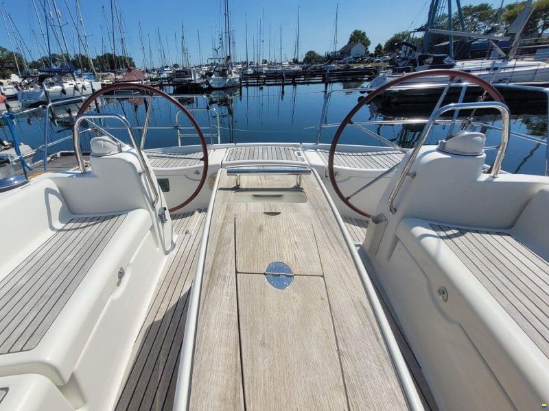 Beneteau Oceanis 43