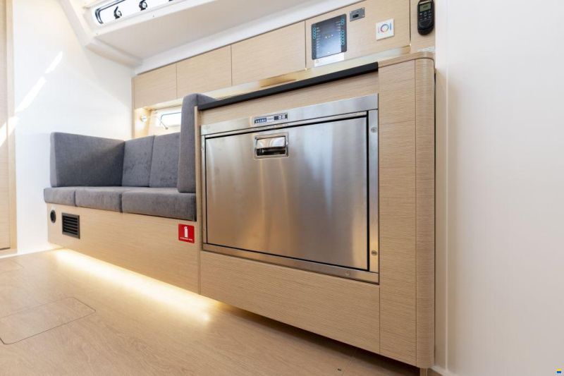 Hanse 410