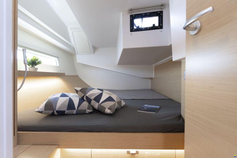 Hanse 410