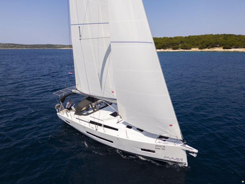 Hanse 410