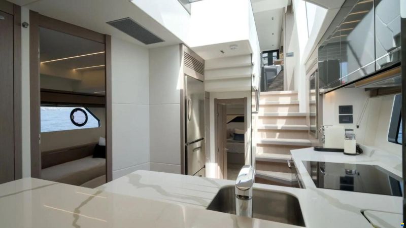 Sunseeker 74 Sport Yacht