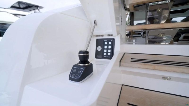 Sunseeker 74 Sport Yacht
