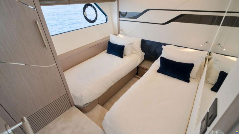 Sunseeker 74 Sport Yacht