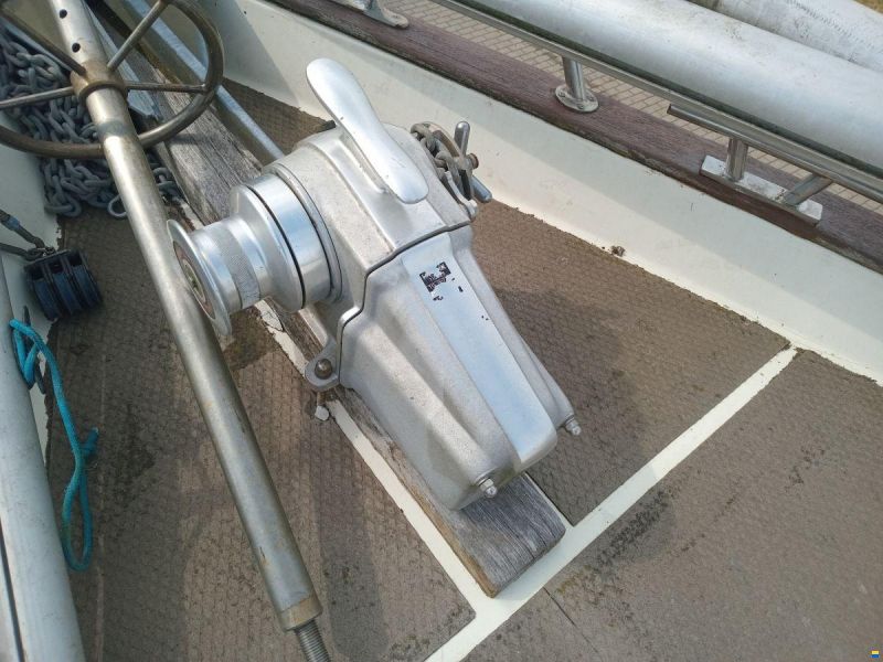 Colvic Victor 34