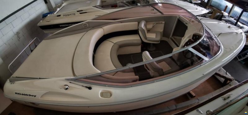 Rio Verkauf Motorboot (2013)