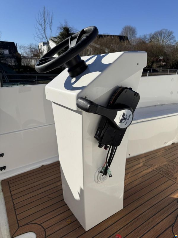 Alonsea Boats New Age
