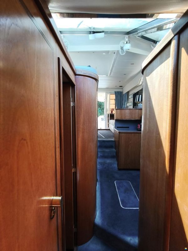 Fairline Phantom 38