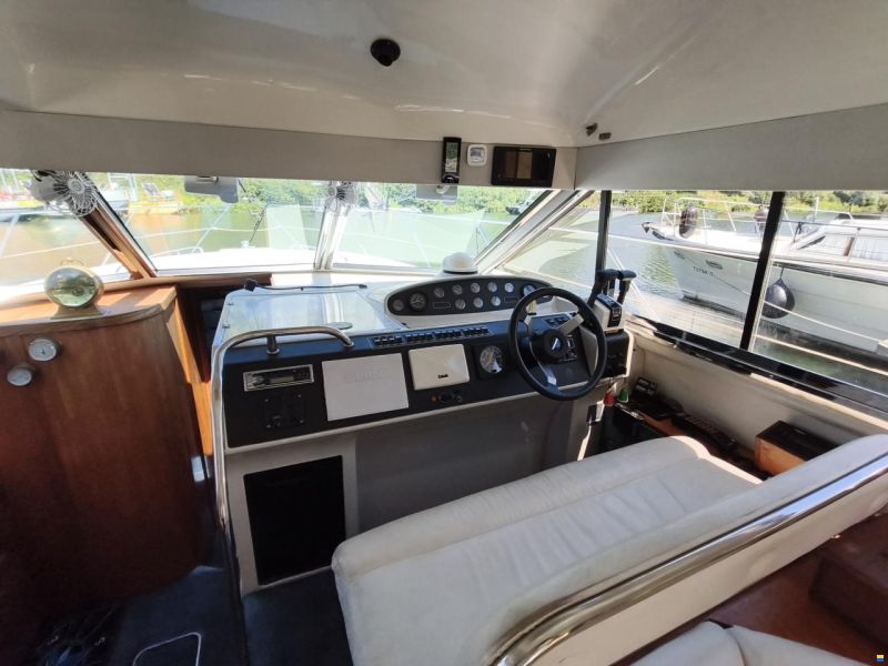 Fairline Phantom 38
