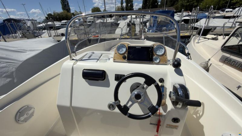 Quicksilver 555 Open