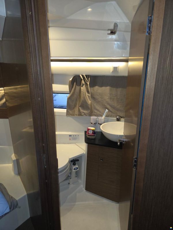 Jeanneau Merry Fisher 895