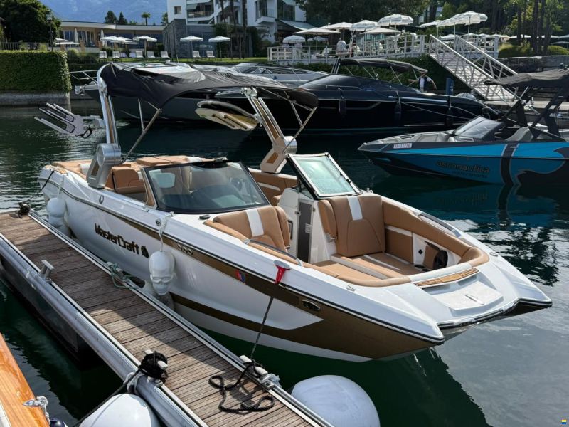 MasterCraft X24 | 2023 | 75 h | Hélice de poupe