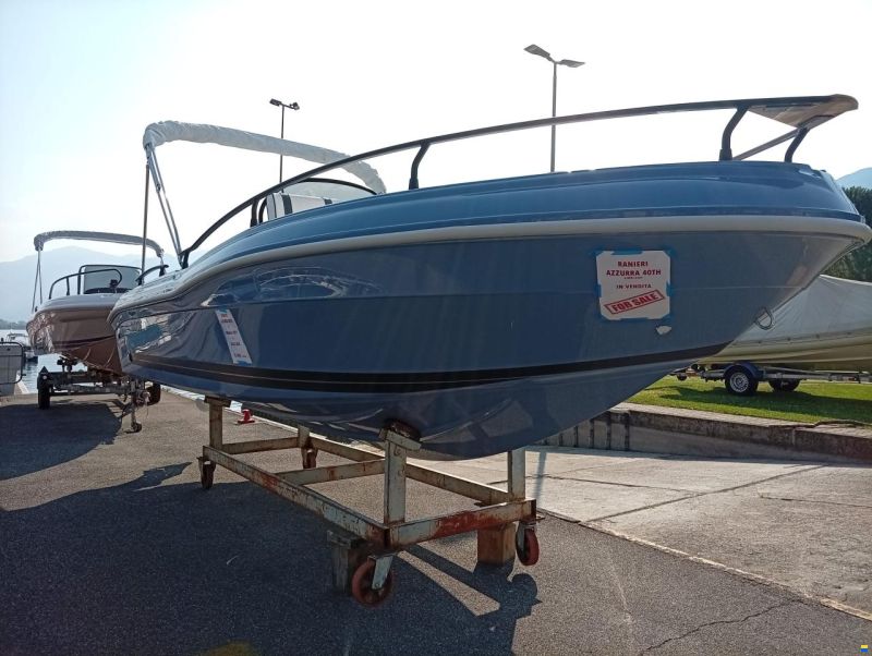 Ranieri Azzurra 40 TH