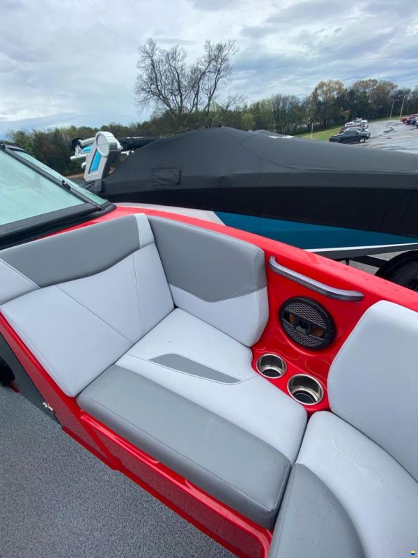 MasterCraft NXT21 | 2025 | rouge