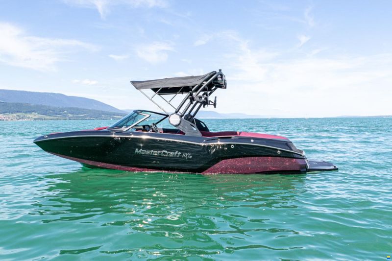 MasterCraft NXT20 | 2024 | 45h | black - pink