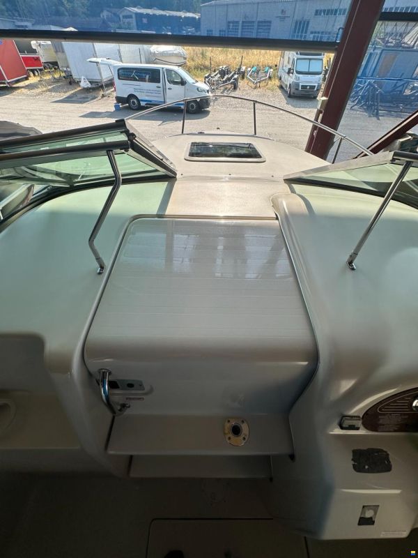 Sea Ray 215 EC