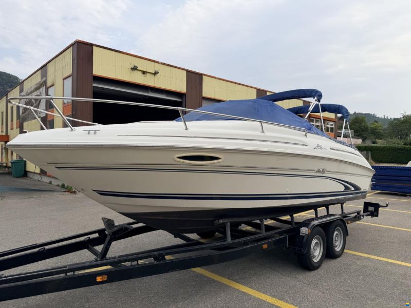 Sea Ray 215 EC