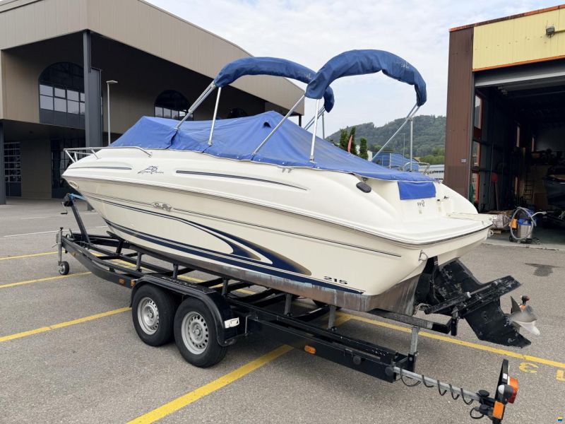 Sea Ray 215 EC