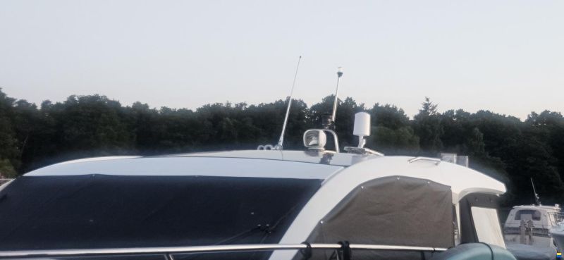 Sealine C330