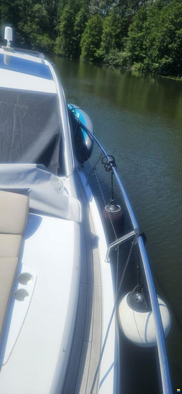 Sealine C330