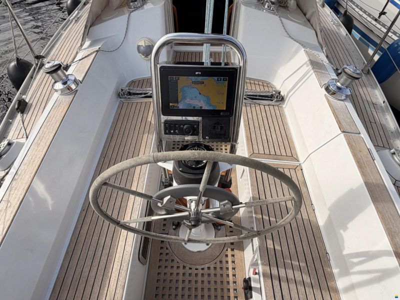 Grand Soleil 343
