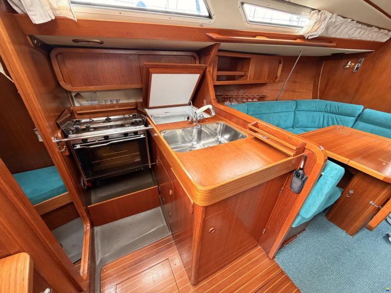 Grand Soleil 343