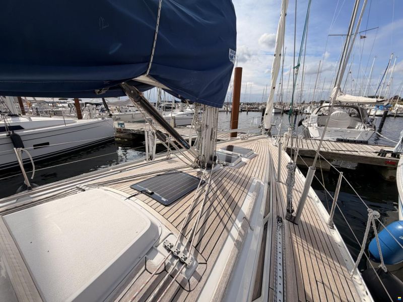 Grand Soleil 343