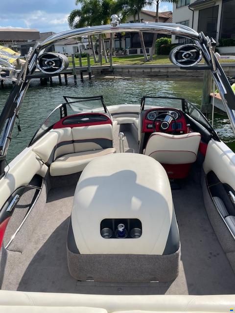 Malibu FXI 20