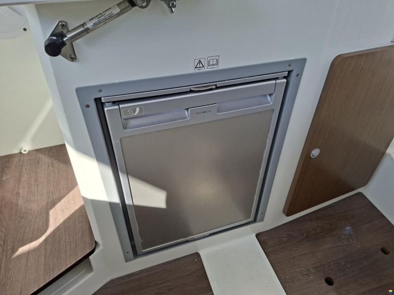 Beneteau Antares 8 OB