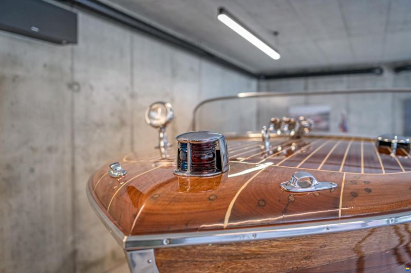 Chris Craft 18’ Continental Custom