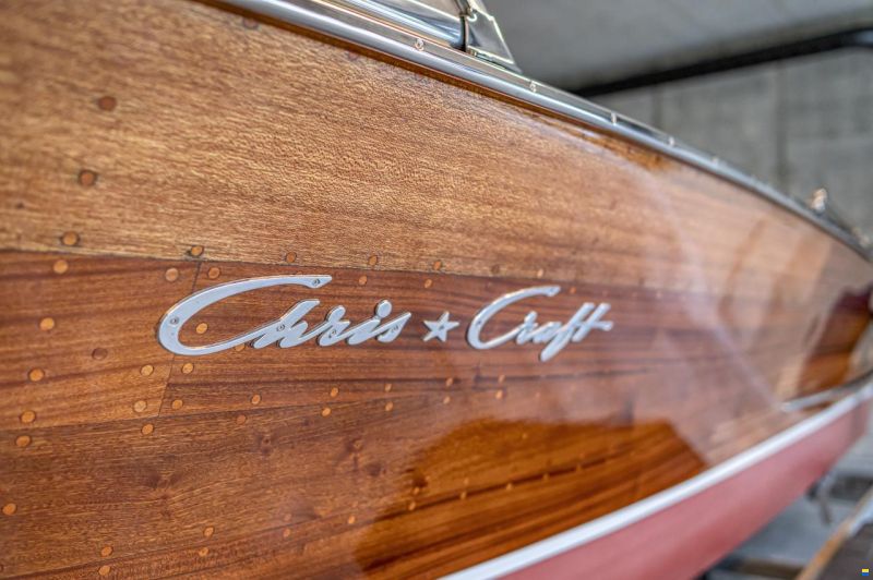 Chris Craft 18’ Continental Custom