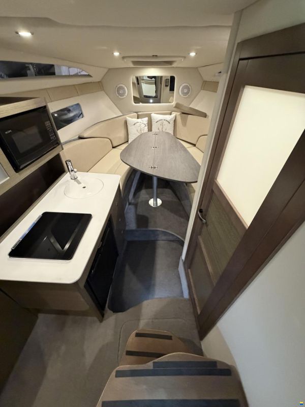 Bayliner Ciera 8