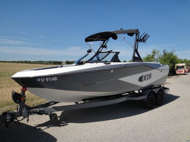 AXIS T220 2024 &ndash; Malibu Monsoon M5Di