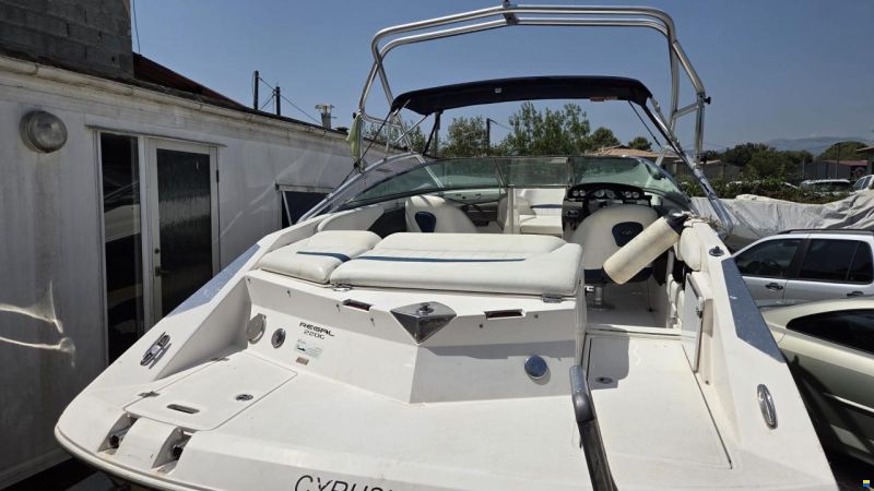 Regal 2200 Open Fastrack