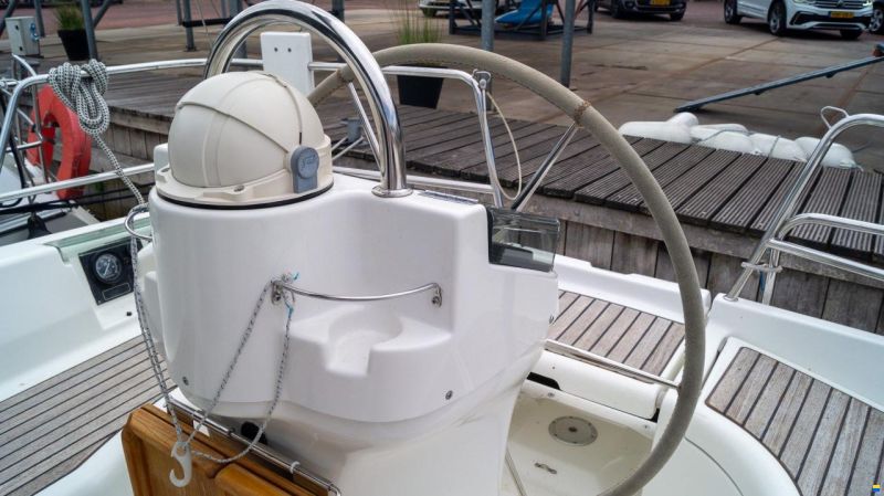 Beneteau OCEANIS 331