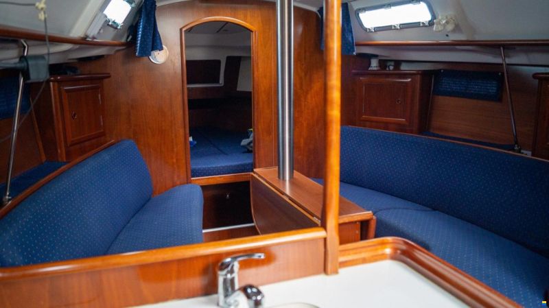 Beneteau OCEANIS 331