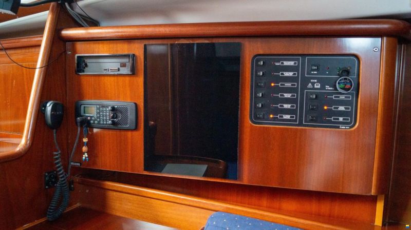 Beneteau OCEANIS 331