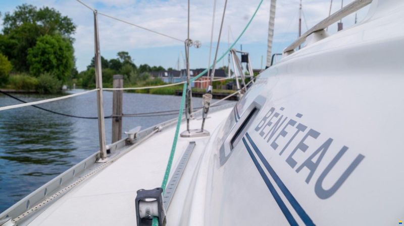 Beneteau OCEANIS 331